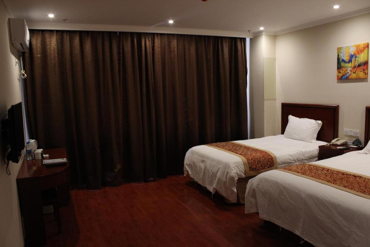 Greentree Alliance Wuxi Yixing Jinyizhong Road Chengbei Rt-Market Hotel Bagian luar foto